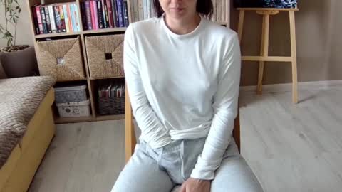 Melissa   online show from September 25, 2025, 8:51 am