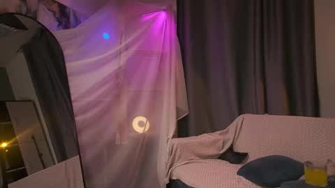 Rachel Rach online show from December 16, 2025, 8:03 pm