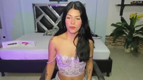 Valentine online show from November 12, 2025, 3:07 am