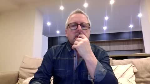 eroticnightsxxx online show from November 15, 2025, 2:20 am