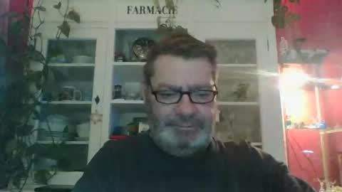 Erwins room welcome sound on online show from January 9, 2025, 2:11 am