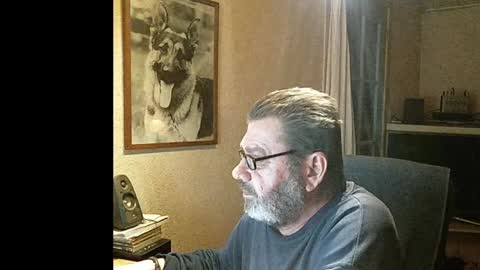 Erwins room welcome sound on online show from January 22, 2025, 12:59 am