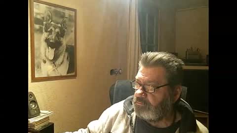 Erwins room welcome sound on online show from February 19, 2025, 11:04 pm