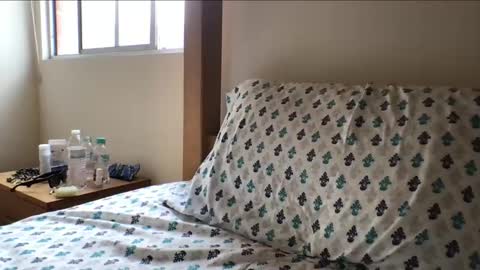 Snapshot of esc0o chatting on November 2, 2025, 4:09 pm hereforagoodtimenotalongtime online show from November 2, 2025, 4:09 pm