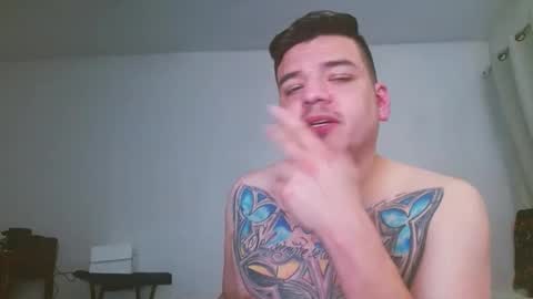 escodamus12 online show from December 6, 2024, 3:19 am