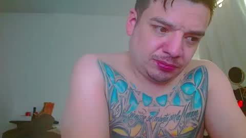 escodamus12 online show from January 19, 2025, 10:49 pm