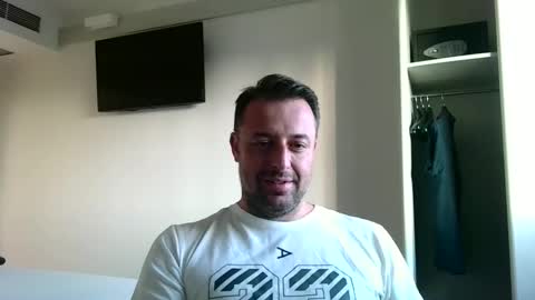 Snapshot of esibizionista_91 chatting on October 15, 2025, 4:40 pm esibizionista 91 online show from October 15, 2025, 4:40 pm