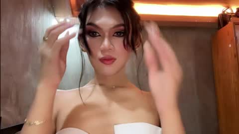 Chelliane online show from February 19, 2026, 7:10 pm