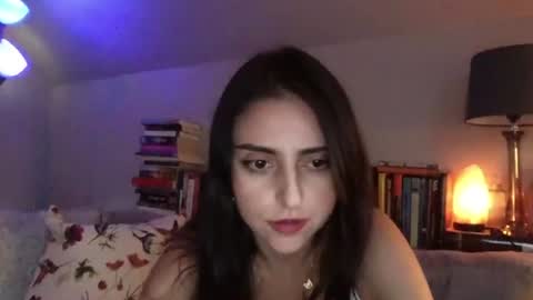 esimaralda online show from June 27, 2026, 12:26 am