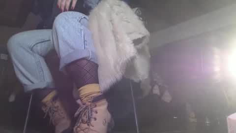 Eskela911 online show from February 3, 2025, 7:31 pm