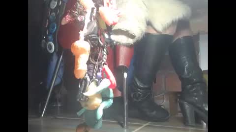 Eskela911 online show from November 14, 2025, 4:55 am