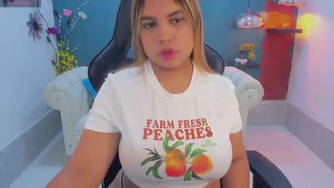 ESMERALDA  online show from February 7, 2026, 12:09 pm