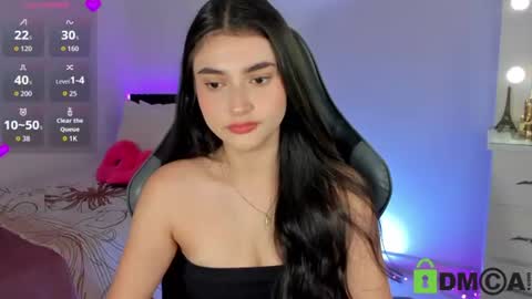 Esmeralda online show from June 22, 2026, 12:57 pm
