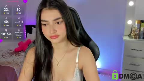 Esmeralda online show from July 5, 2026, 12:12 pm