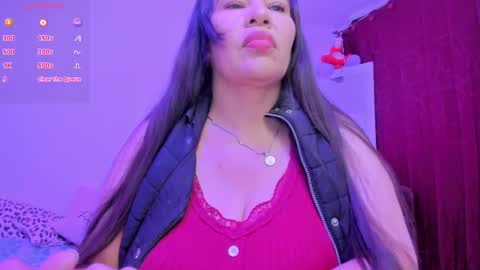 esme online show from September 22, 2025, 11:01 am