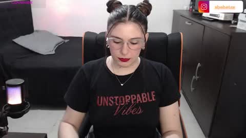 Xbebetax online show from January 6, 2026, 1:53 am