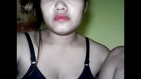 Snapshot of especialgirl_28 chatting on December 15, 2024, 2:27 pm especialgirl_28 online show from December 15, 2024, 2:27 pm