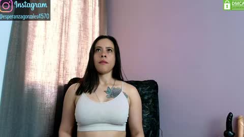 Snapshot of esperancita4570 chatting on April 24, 2026, 6:32 pm HOPE online show from April 24, 2026, 6:32 pm