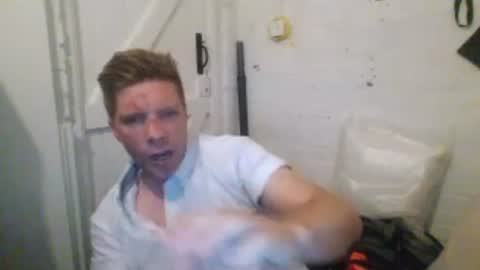 essexlad2022 online show from July 5, 2026, 12:06 am