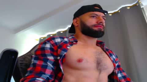 esteban online show from November 6, 2025, 1:45 pm