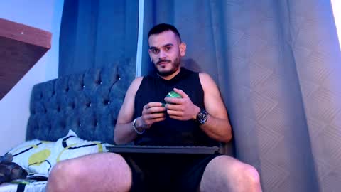 Esteban Fernandez online show from January 27, 2025, 4:30 am