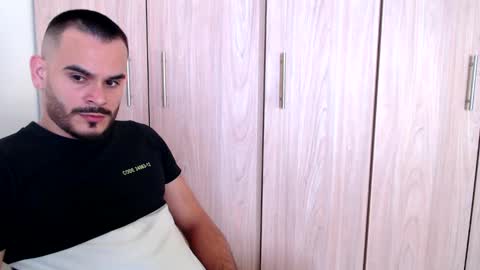 Esteban Fernandez online show from February 6, 2025, 4:03 pm