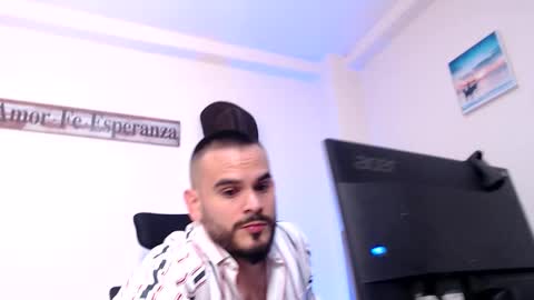 Esteban Fernandez online show from February 16, 2026, 1:57 am