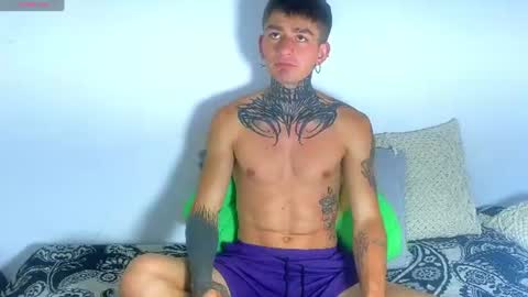 Esteban independent model online show from June 18, 2026, 11:42 pm