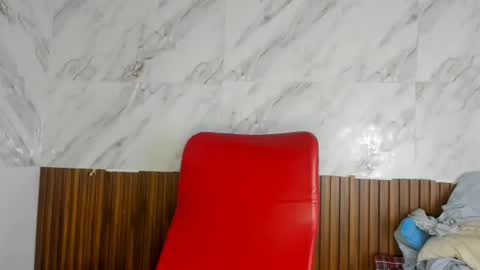 Snapshot of estefani_robles chatting on June 29, 2026, 12:39 am estefani robles online show from June 29, 2026, 12:39 am