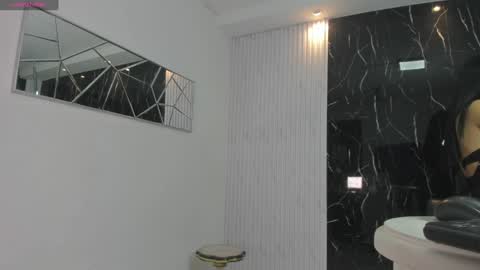 Estephany online show from January 16, 2025, 10:44 pm