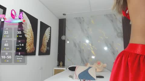 Estephany online show from October 30, 2025, 9:59 pm