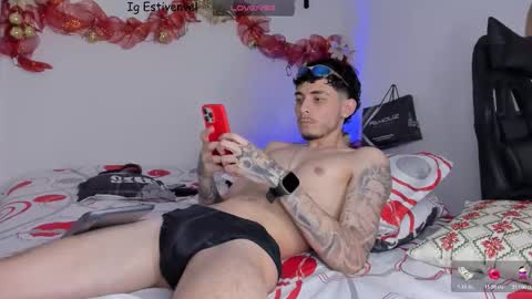 estivenvel online show from November 26, 2025, 7:04 pm