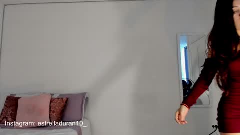 Snapshot of estrella_duran chatting on January 30, 2025, 7:37 pm Estrellita online show from January 30, 2025, 7:37 pm