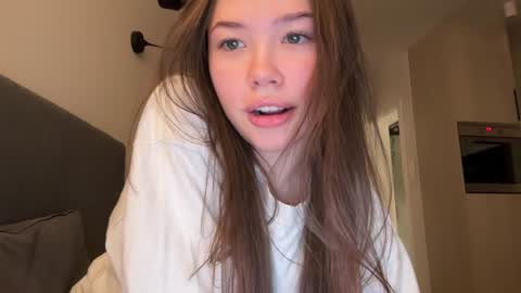 Snapshot of eternal_infinite chatting on December 15, 2024, 5:31 pm nika 3 online show from December 15, 2024, 5:31 pm