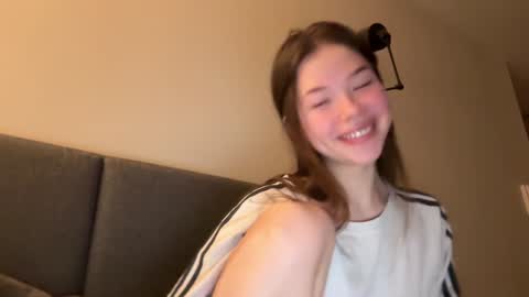 Snapshot of eternal_infinite chatting on January 14, 2025, 3:15 pm nika 3 online show from January 14, 2025, 3:15 pm