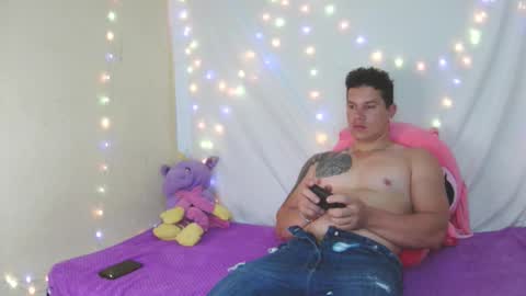 eternalfuego online show from February 11, 2026, 7:02 am