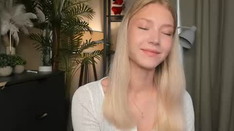 Natalie online show from July 10, 2026, 6:39 am