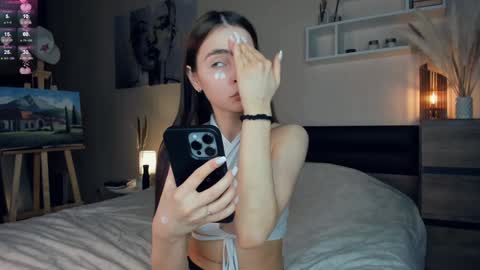 Snapshot of eternity_is_endless chatting on February 2, 2025, 7:20 am Mary online show from February 2, 2025, 7:20 am