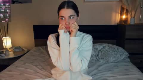 Snapshot of eternity_is_endless chatting on February 13, 2025, 11:06 am Mary online show from February 13, 2025, 11:06 am