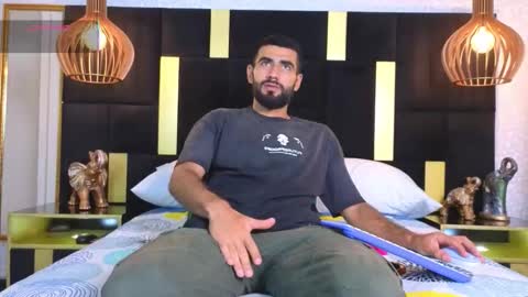 Snapshot of ethan__walker chatting on November 24, 2025, 7:24 pm Ethan online show from November 24, 2025, 7:24 pm