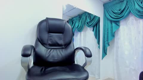 Snapshot of ethan_boy_ chatting on December 10, 2024, 8:38 pm Ethan online show from December 10, 2024, 8:38 pm