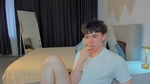 Ethan online show from July 22, 2026, 3:59 pm