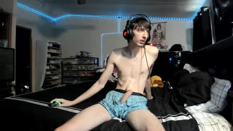 ethan_ford online show from December 28, 2024, 5:14 pm