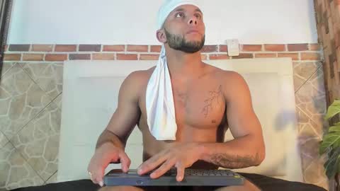 ethan helmut online show from December 6, 2024, 7:34 pm