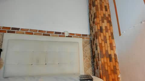 ethan helmut online show from February 4, 2025, 3:33 am