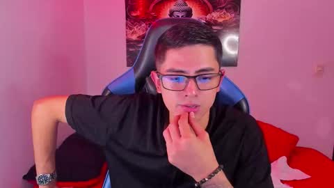 Snapshot of ethan_sai01 chatting on November 14, 2025, 2:43 am ETHAN SAI online show from November 14, 2025, 2:43 am