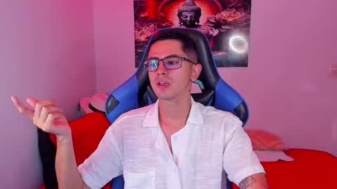 Snapshot of ethan_sai01 chatting on November 28, 2025, 12:52 pm ETHAN SAI online show from November 28, 2025, 12:52 pm