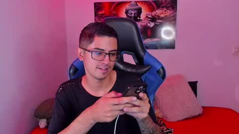 Snapshot of ethan_sai01 chatting on December 3, 2025, 4:42 am ETHAN SAI online show from December 3, 2025, 4:42 am