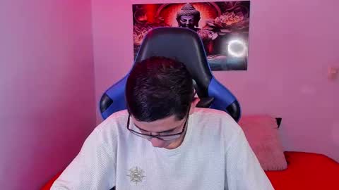 Snapshot of ethan_sai01 chatting on December 4, 2025, 3:05 am ETHAN SAI online show from December 4, 2025, 3:05 am