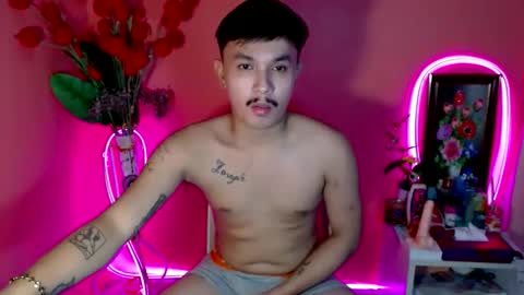 Snapshot of ethan_uwuxx chatting on September 9, 2025, 4:06 pm DAVE online show from September 9, 2025, 4:06 pm